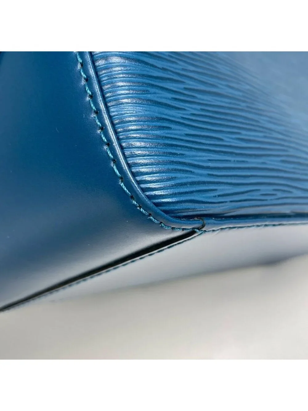 Louis Vuitton Blanc Handbag Epi Toledo Blue